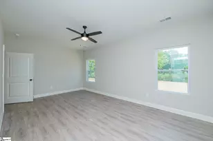 502 Hellams Rd, Gray Court, SC 29645 - Photo 15