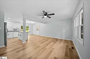 3 Kerry Ct, Taylors, SC 29687 - Photo 3