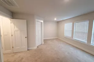 200 Marston Ln, Greenville, SC 29611 - Photo 9