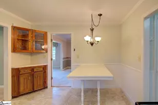 5 Fernwood Dr, Taylors, SC 29687 - Photo 9