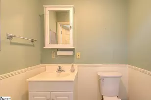 5 Fernwood Dr, Taylors, SC 29687 - Photo 13