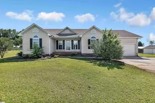 114 Meadowood Dr, Anderson, SC 29626 - Photo 1