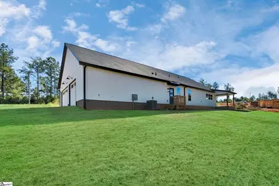 850 Cattle Drive, Laurens, SC 29360 - Photo 9