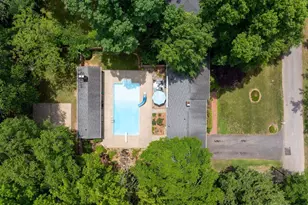 11 Barbara Ave, Greenville, SC 29615 - Photo 3