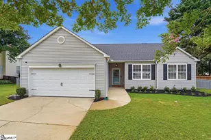 8 Equestrian Ct, Simpsonville, SC 29680 - Photo 3