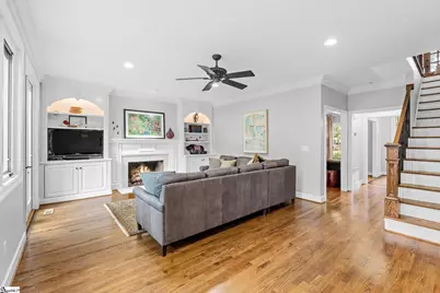 11 Ridgeland Drive, Greenville, SC 29601 - Photo 7