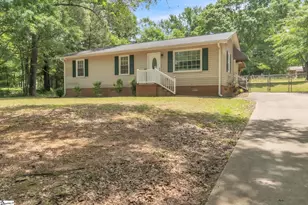 107A Brookforest Dr, Belton, SC 29627 - Photo 3