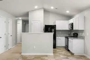 150 Evvalane Dr, Spartanburg, SC 29302 - Photo 9