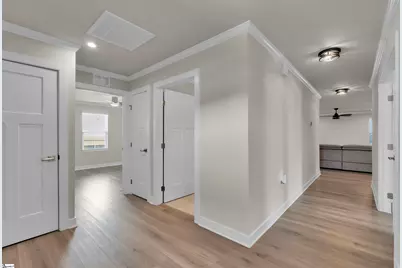 1104 Elowen Road, Spartanburg, SC 29306 - Photo 5