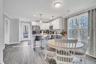 220 Joes Ct, Easley, SC 29642 - Photo 9