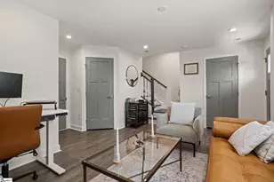 107 Rollins Ave, Greenville, SC 29607 - Photo 9