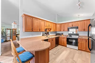 5 Lillians Ln, Greer, SC 29651 - Photo 3