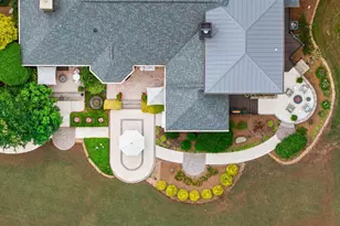 204 McAlister Lake Dr, Easley, SC 29642 - Photo 37