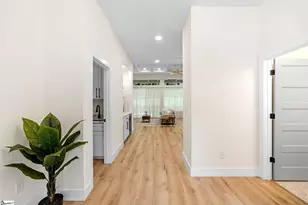 239 Camellia St, Westminster, SC 29693 - Photo 11