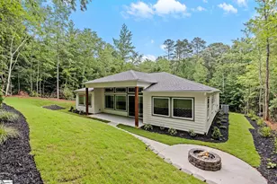 239 Camellia St, Westminster, SC 29693 - Photo 3