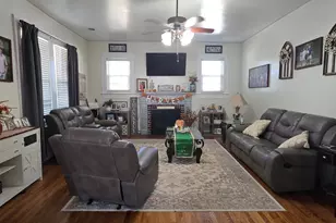 211 Duke St, Ninety Six, SC 29666 - Photo 3
