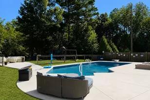 211 Duke St, Ninety Six, SC 29666 - Photo 15