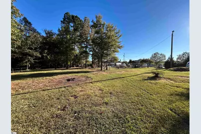211 Duke Street, Ninety Six, SC 29666 - Photo 15