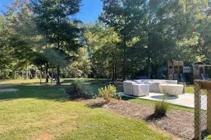 211 Duke St, Ninety Six, SC 29666 - Photo 17