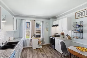 14 School St, Travelers Rest, SC 29690 - Photo 9
