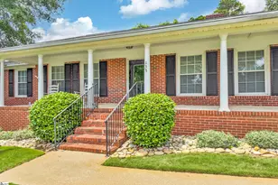 133 Brookbend Rd, Mauldin, SC 29662 - Photo 3