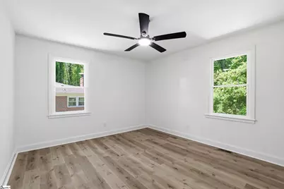 106 Mayfair Drive, Taylors, SC 29687 - Photo 11