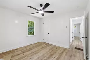 106 Mayfair Dr, Taylors, SC 29687 - Photo 13