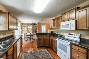 132 Glenaire Dr, Greer, SC 29650 - Photo 17