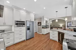 207 Benjamine Perry Ct, Simpsonville, SC 29681 - Photo 15