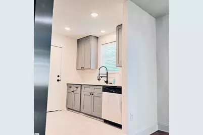 1703 E Washington Street, Greenville, SC 29607 - Photo 5