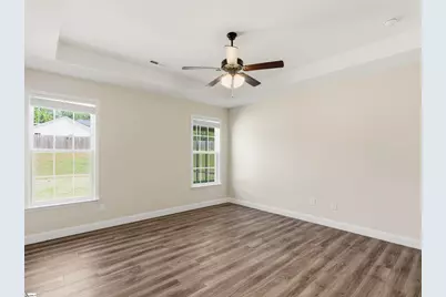 382 W Darby Road, Greenville, SC 29609 - Photo 17