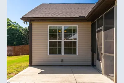 382 W Darby Road, Greenville, SC 29609 - Photo 37
