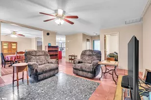 314 E Celestial Dr, Greer, SC 29651 - Photo 9