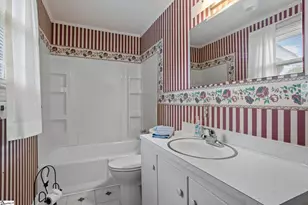 208 Shady Glen Dr, Greer, SC 29651 - Photo 7