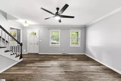 215 Bendingwood Circle, Taylors, SC 29687 - Photo 5