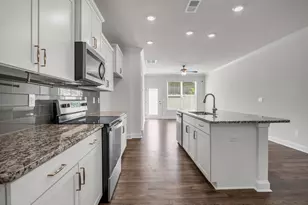 205 Reynard Trl, Greenville, SC 29609 - Photo 9