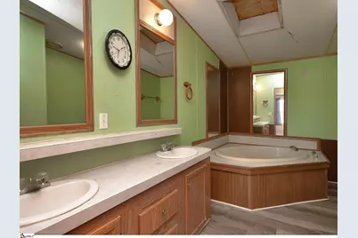1390 1st Avenue, Starr, SC 29684 - Photo 15