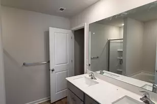 128 Barwood Cir, Greenville, SC 29611 - Photo 9