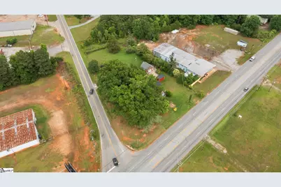 1301 Old Airport Road, Laurens, SC 29360 - Photo 3