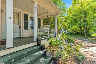 206 W Farley Avenue, Laurens, SC 29360 - Photo 3
