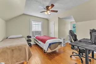 206 W Farley Ave, Laurens, SC 29360 - Photo 21