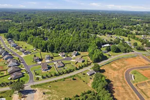 913 Ash Grv Wy, Boiling Springs, SC 29316 - Photo 37