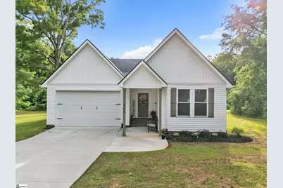 404 Burrell Street, Pendleton, SC 29670 - Photo 1