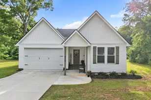 404 Burrell St, Pendleton, SC 29670 - Photo 1