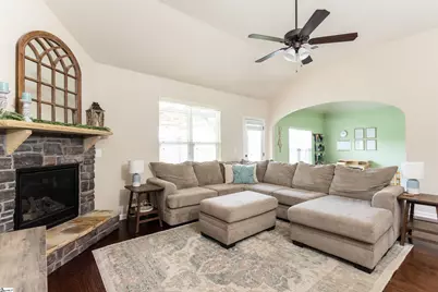 226 Lovelace Court, Simpsonville, SC 29681 - Photo 9
