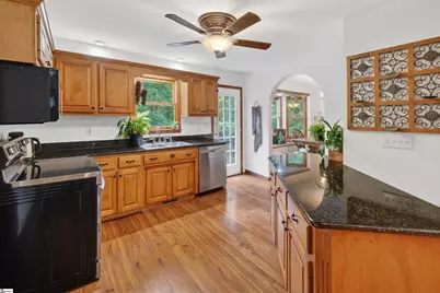 149 Lake Forest Circle, Easley, SC 29642 - Photo 9