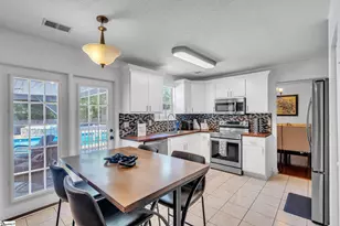 15 Willow Bend Dr, Taylors, SC 29687 - Photo 5