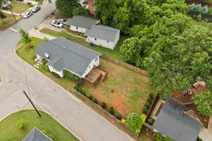 2 Elm St, Greenville, SC 29605 - Photo 35
