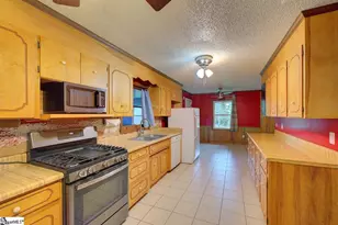 503 Edgewater Rd, Woodruff, SC 29388 - Photo 13