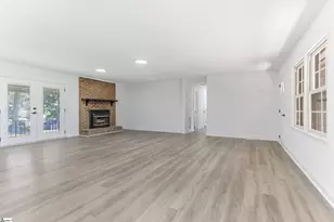 402 Woodley Rd, Spartanburg, SC 29306 - Photo 11